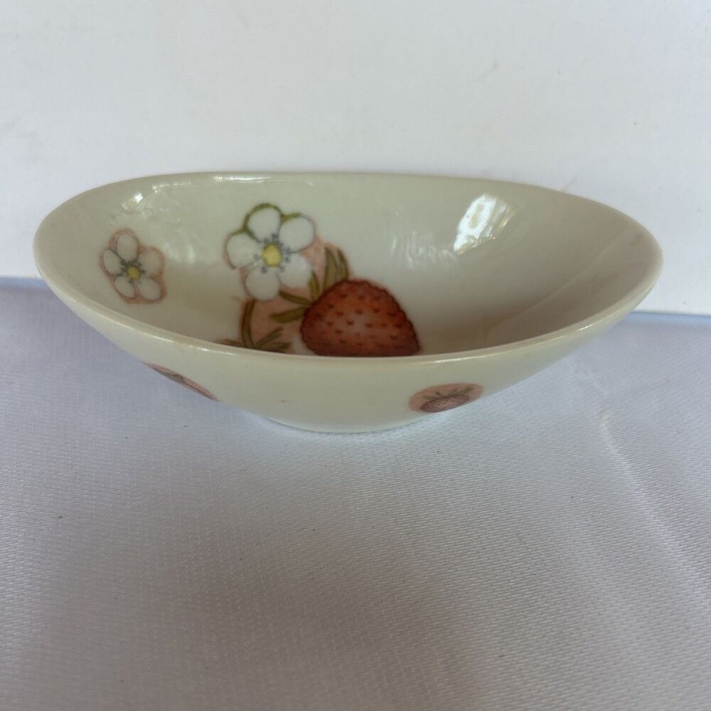 Crate & Barrel Strawberry Oval Dipping Bowl Ceramic Appetizer Dish